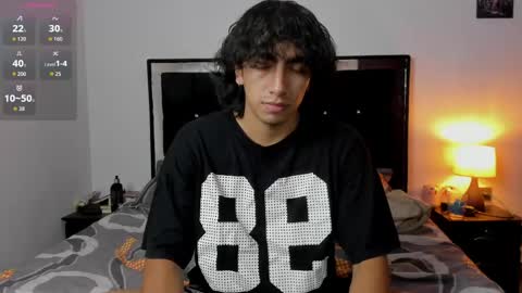 Snapshot of mateo_sweetie chatting on June 2, 2026, 10:12 pm Mateo online show from June 2, 2026, 10:12 pm