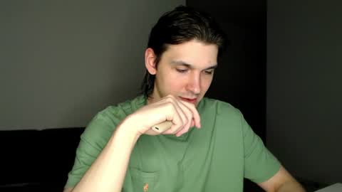 mateo_zeus online show from June 21, 2026, 9:39 pm
