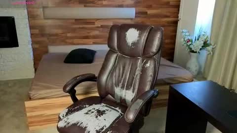 MateoBenjamin online show from March 3, 2026, 11:49 am