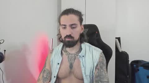 mateohalifa online show from December 21, 2025, 2:13 pm