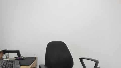 Matheus     online show from January 28, 2025, 8:36 pm