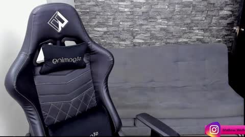 Mathew Independent model online show from April 8, 2026, 4:34 am