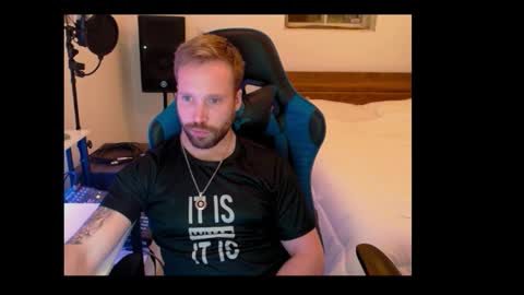 Math online show from January 10, 2026, 4:36 am