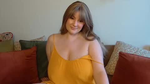 mathilde_solveig online show from November 11, 2025, 11:21 am