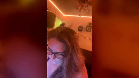 mathislauraashley2023 online show from April 12, 2026, 10:15 pm