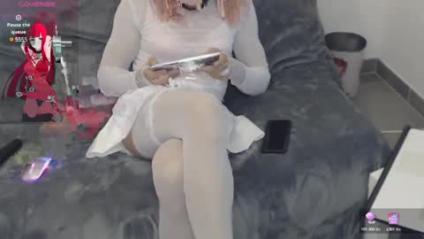 LooLa online show from January 25, 2025, 11:23 am