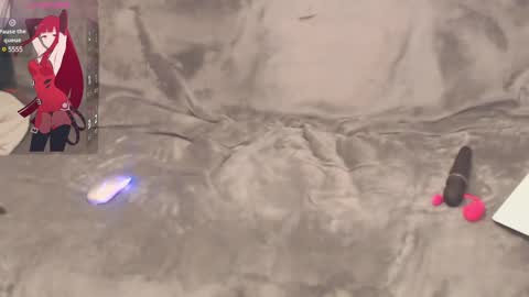 LooLa online show from February 12, 2025, 8:59 am