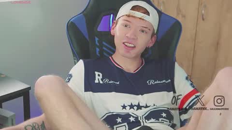 Snapshot of mathwx_ chatting on December 4, 2025, 1:53 pm Alejandro Alex online show from December 4, 2025, 1:53 pm