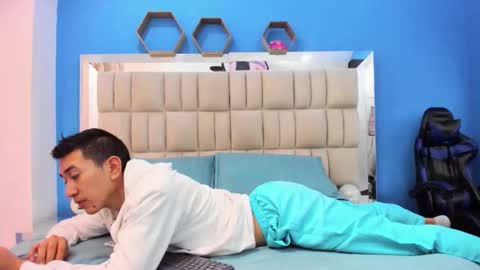 Snapshot of matias_jeong chatting on February 15, 2026, 12:58 pm Matias Jeong online show from February 15, 2026, 12:58 pm