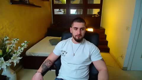Snapshot of matiasdean chatting on February 25, 2025, 12:24 pm MatiasDean online show from February 25, 2025, 12:24 pm