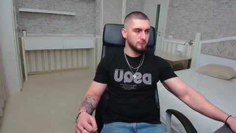 Snapshot of matiasdean chatting on February 28, 2025, 5:48 am MatiasDean online show from February 28, 2025, 5:48 am
