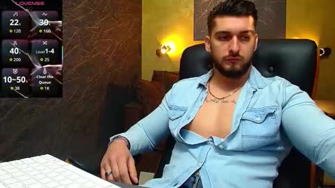 Snapshot of matiasdean chatting on September 15, 2025, 5:18 am MatiasDean online show from September 15, 2025, 5:18 am