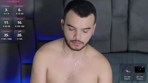 Matias Towers online show from October 15, 2025, 3:39 am