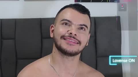 Matias Towers online show from December 1, 2025, 5:45 am