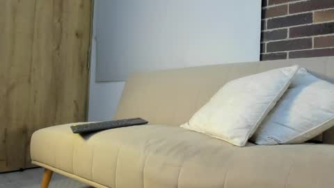 mattaclawjean online show from May 15, 2026, 11:01 pm