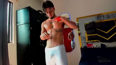 Matt online show from November 7, 2025, 6:52 pm