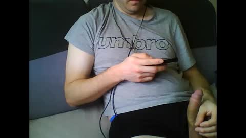 mattek89 online show from March 3, 2025, 9:22 am