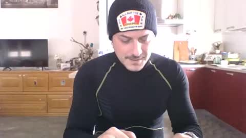 matteushh87 online show from February 3, 2025, 9:19 am