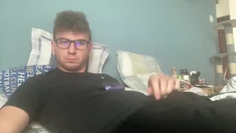 Snapshot of matthd21 chatting on October 27, 2025, 7:23 am matthd21 online show from October 27, 2025, 7:23 am