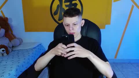 Snapshot of matthewboy_ chatting on February 9, 2025, 1:03 pm MatthewBoy online show from February 9, 2025, 1:03 pm