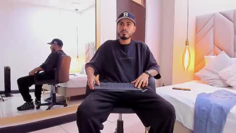 Matthew online show from February 25, 2026, 6:39 pm