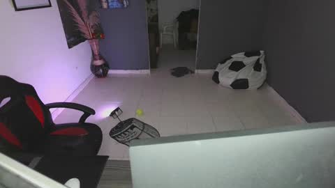 mattias     online show from January 30, 2025, 5:52 am