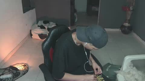 mattias     online show from February 19, 2025, 11:49 am