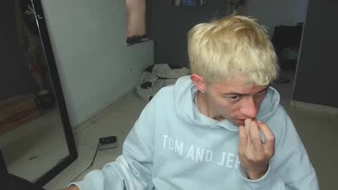 mattias     online show from February 27, 2025, 2:00 pm