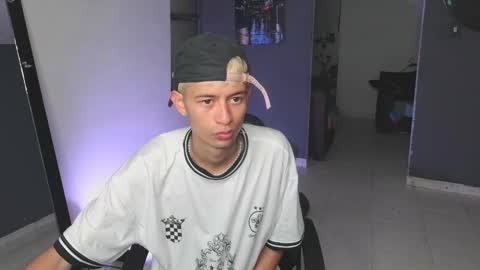 mattias     online show from March 3, 2025, 7:17 pm