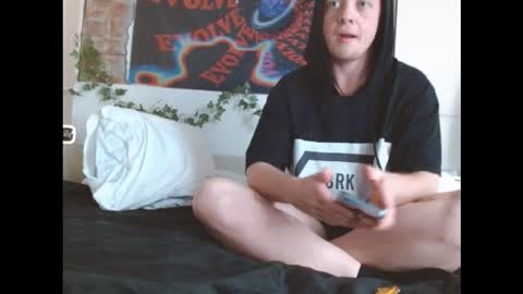 mattiuftm online show from October 4, 2025, 5:05 am