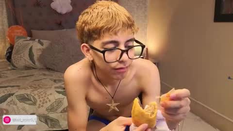 matty_spark online show from October 15, 2025, 1:33 pm