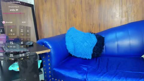 Lucy online show from March 3, 2025, 12:48 pm