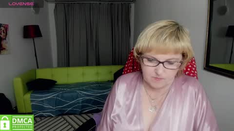 Lana online show from December 3, 2024, 3:55 pm