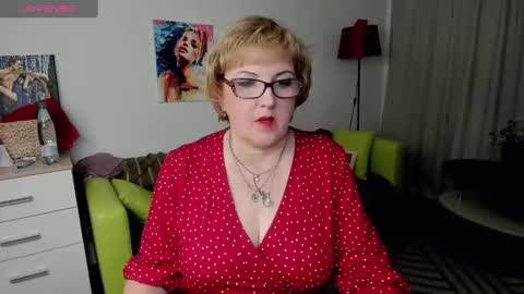 Lana online show from January 29, 2025, 3:04 pm