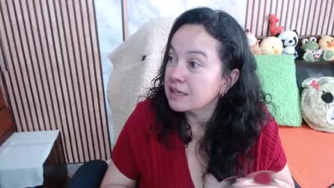 Snapshot of mature_wolf chatting on September 17, 2025, 3:46 pm Sonia online show from September 17, 2025, 3:46 pm