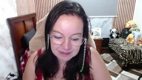 Snapshot of mature_wolf chatting on April 20, 2026, 3:37 pm Sonia online show from April 20, 2026, 3:37 pm