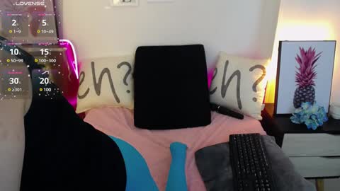   online show from December 7, 2024, 2:24 pm