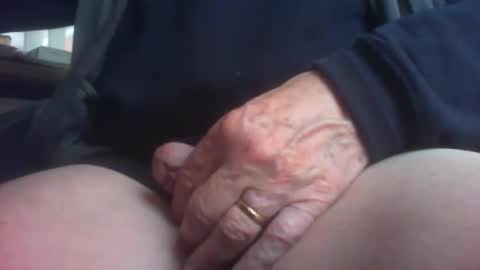 Maturedaddi online show from October 16, 2025, 9:43 am