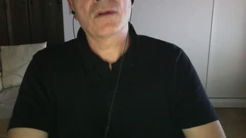 Snapshot of maturehotman chatting on December 5, 2024, 7:49 pm maturehotman online show from December 5, 2024, 7:49 pm