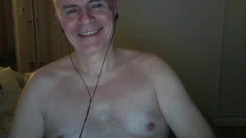 Snapshot of maturehotman chatting on January 28, 2025, 7:21 pm maturehotman online show from January 28, 2025, 7:21 pm