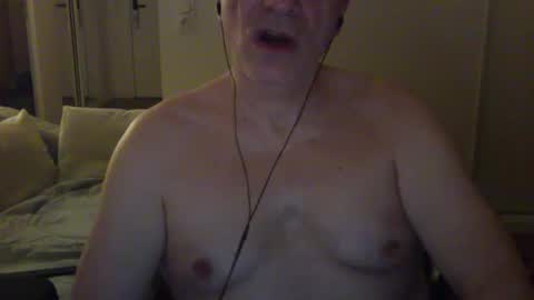 Snapshot of maturehotman chatting on February 3, 2025, 10:00 pm maturehotman online show from February 3, 2025, 10:00 pm