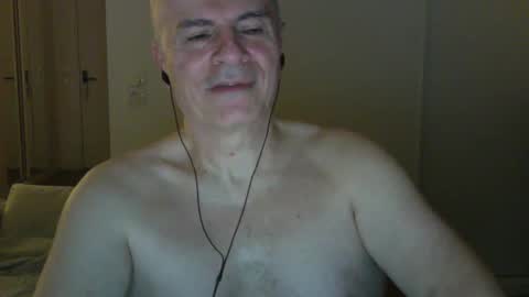 Snapshot of maturehotman chatting on February 5, 2025, 5:41 am maturehotman online show from February 5, 2025, 5:41 am