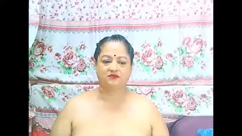 matureindian654u online show from April 15, 2026, 7:32 pm