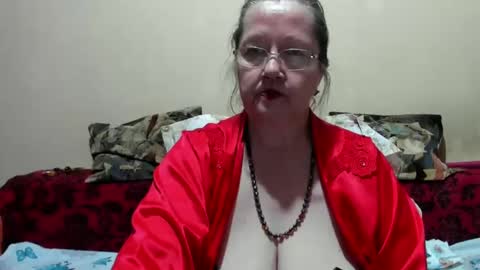 maturemilf online show from March 12, 2025, 10:48 am