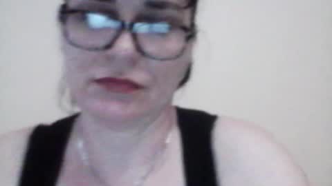 Snapshot of maturemonica chatting on March 18, 2026, 4:32 pm Monica online show from March 18, 2026, 4:32 pm