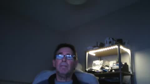 Snapshot of maturewisdom61 chatting on January 15, 2025, 2:38 am maturewisdom61 online show from January 15, 2025, 2:38 am