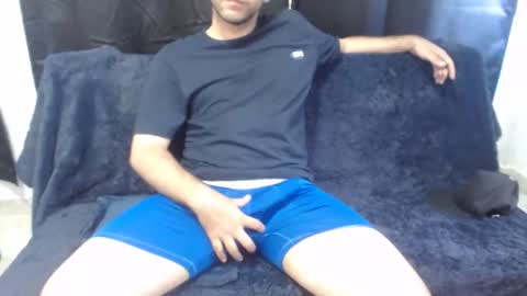 Mau and Lauren online show from April 5, 2026, 6:27 pm