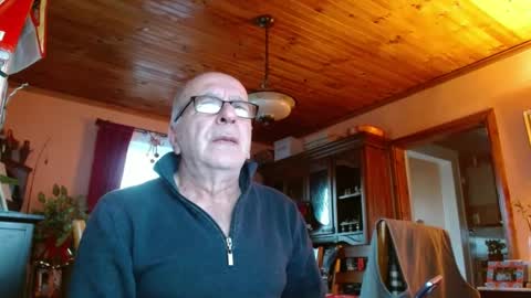 Maurice online show from December 22, 2024, 12:27 pm