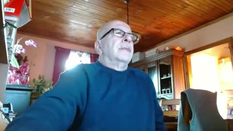 Maurice online show from January 17, 2025, 9:06 pm