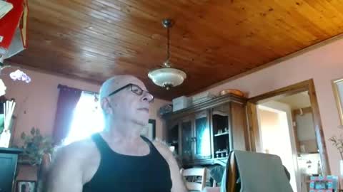 Maurice online show from March 11, 2025, 1:45 pm